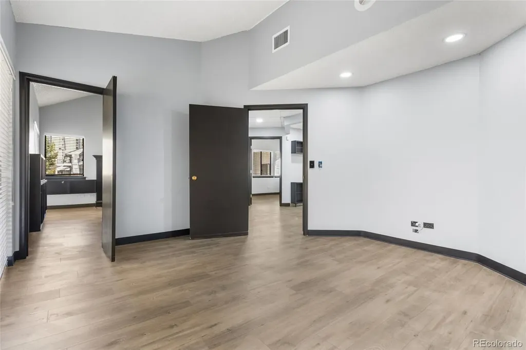 1231 S Parker Road Denver CO 80231