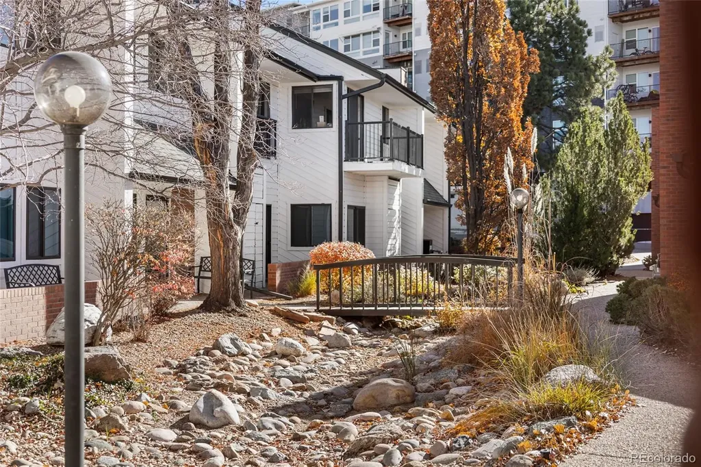 1231 S Parker Road Denver CO 80231