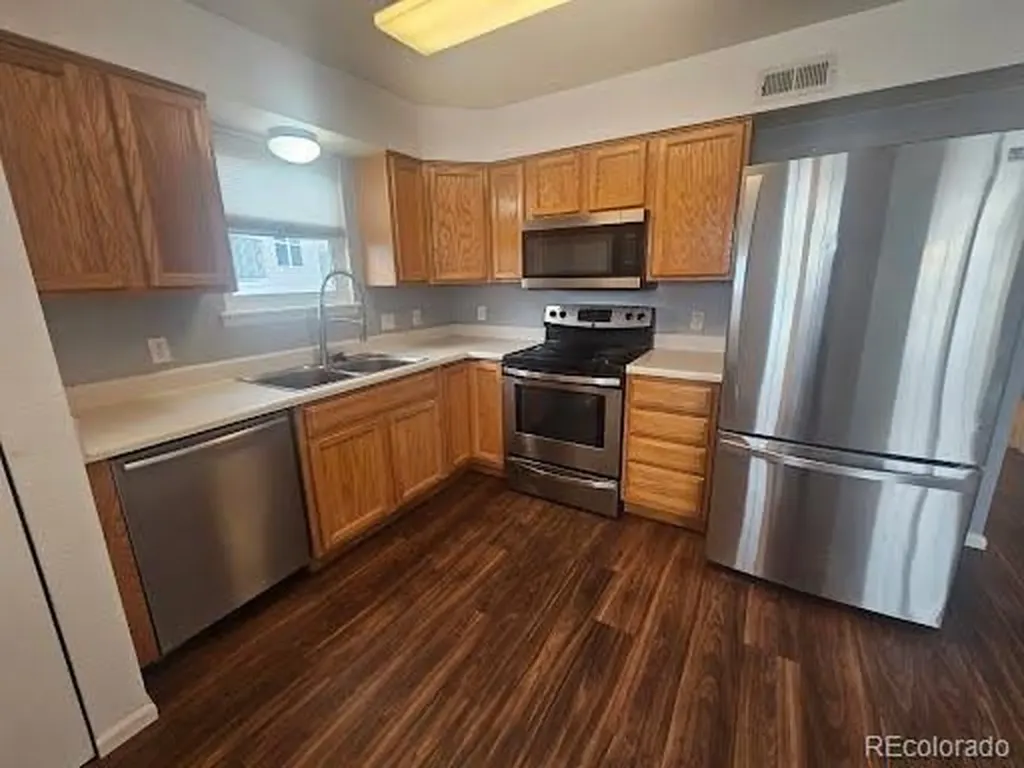 1662 S Deframe Street Lakewood CO 80228