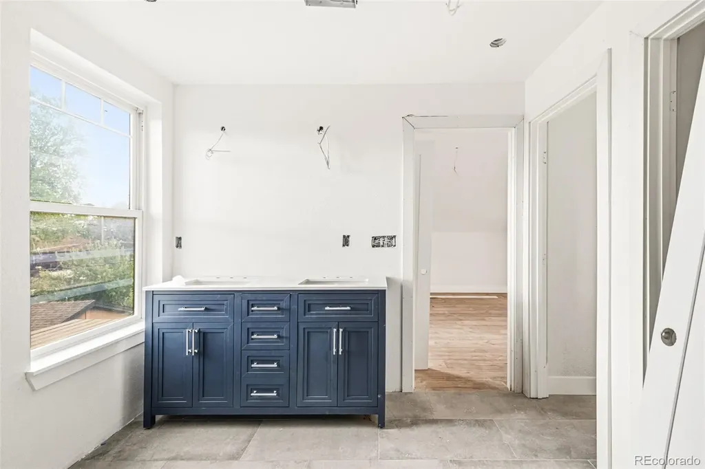 2714 Java Court Denver CO 80211