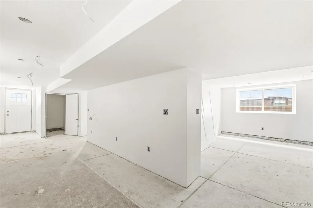 2714 Java Court Denver CO 80211