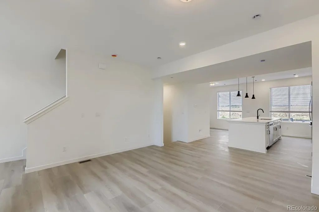1563 Alcott Way Broomfield CO 80023