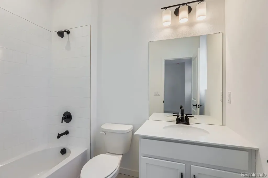 1563 Alcott Way Broomfield CO 80023