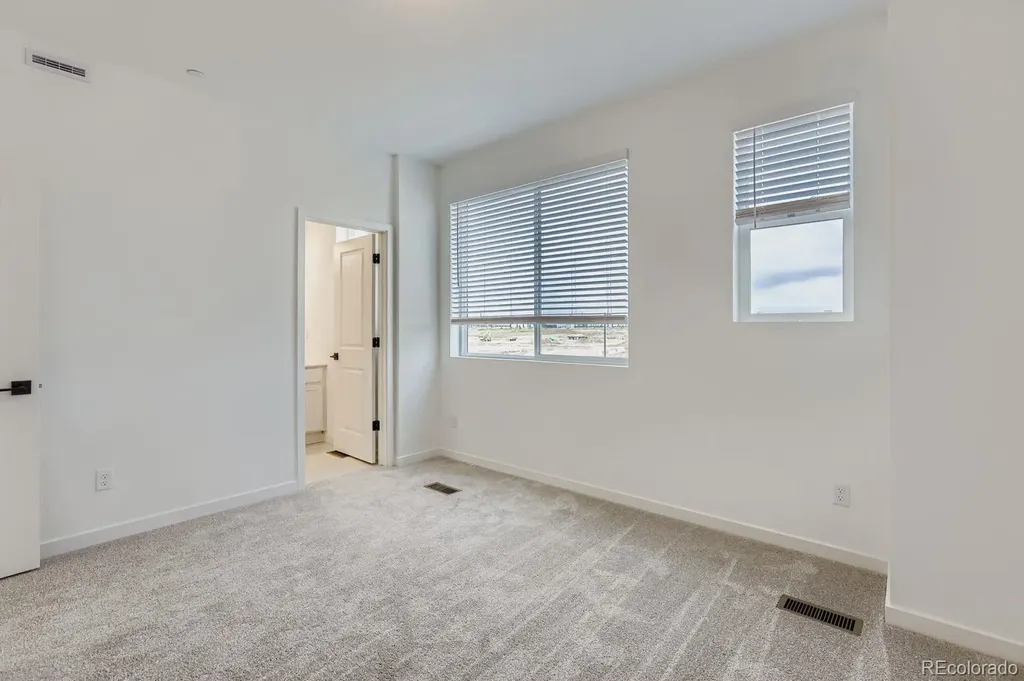 1563 Alcott Way Broomfield CO 80023