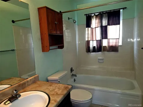 3722 S Walden Way Aurora CO 80013