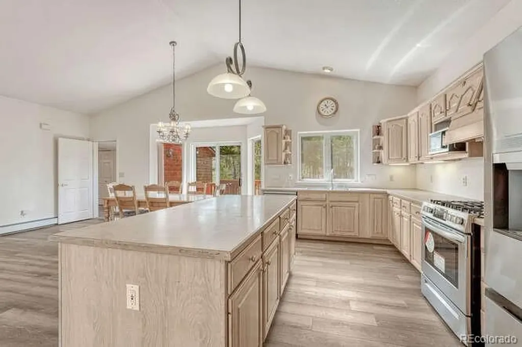 14694 Crooked Trail Road Woodland Park CO 80863