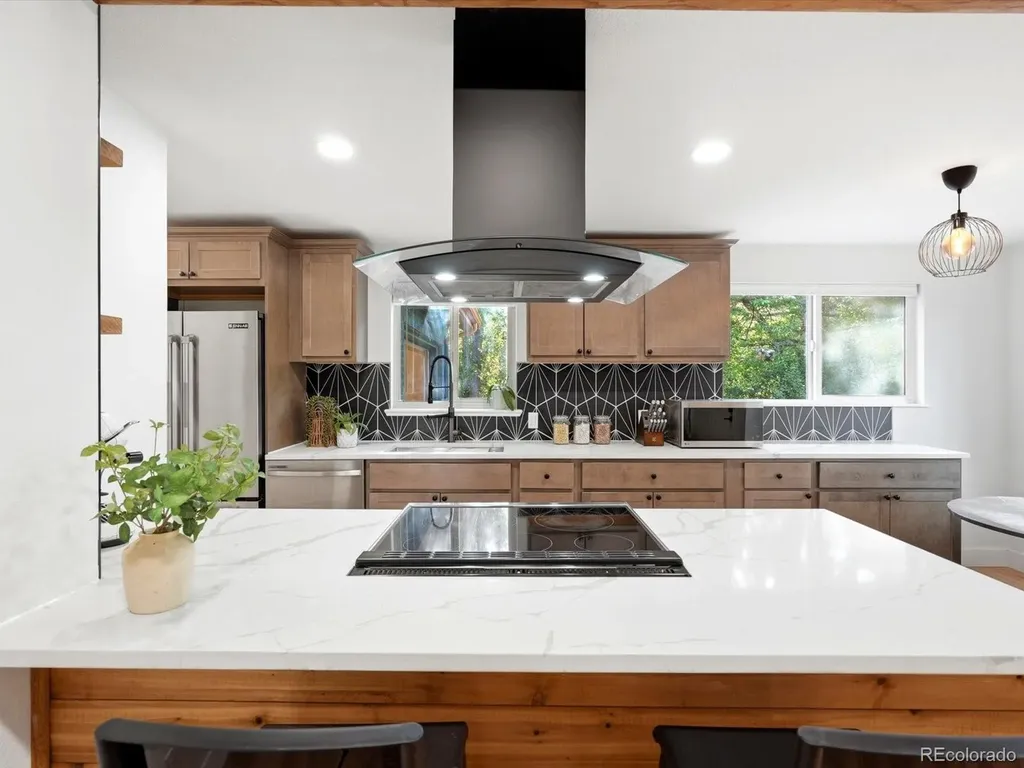 7610 W 24th Avenue Lakewood CO 80214