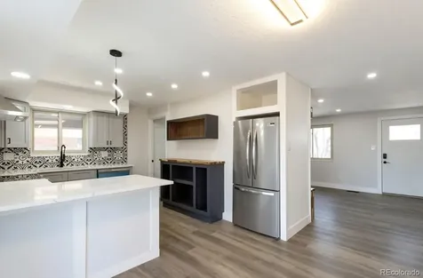 1738 S Newland Lakewood CO 80232