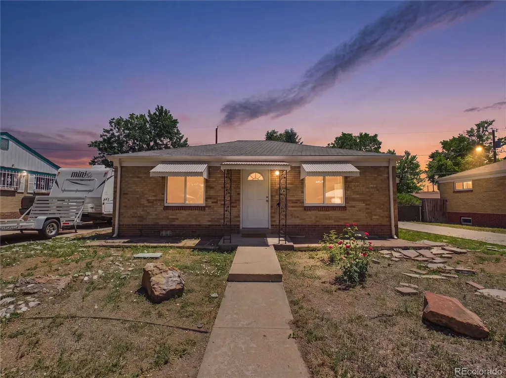 1334 S Decatur Street Denver CO 80219