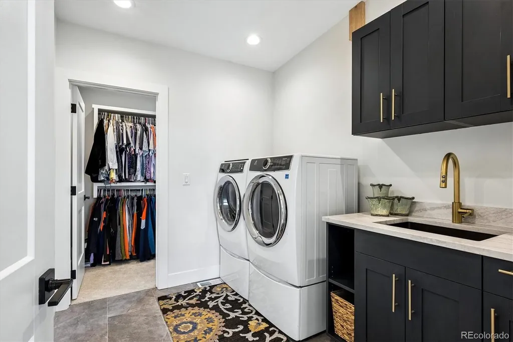 1603 S Elm Street Denver CO 80222