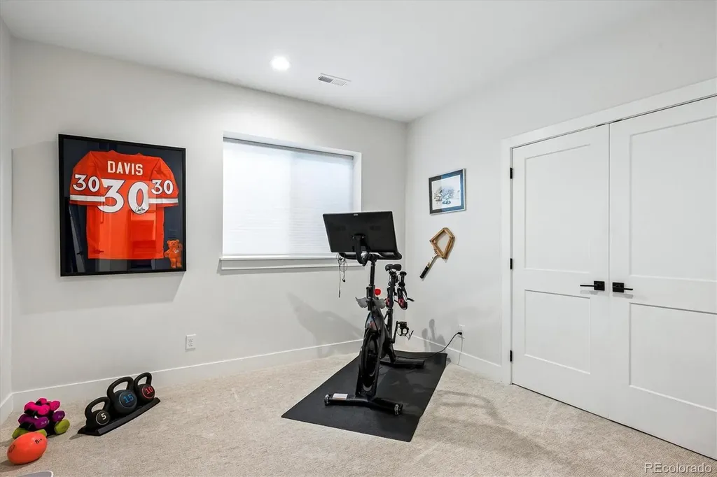 1603 S Elm Street Denver CO 80222