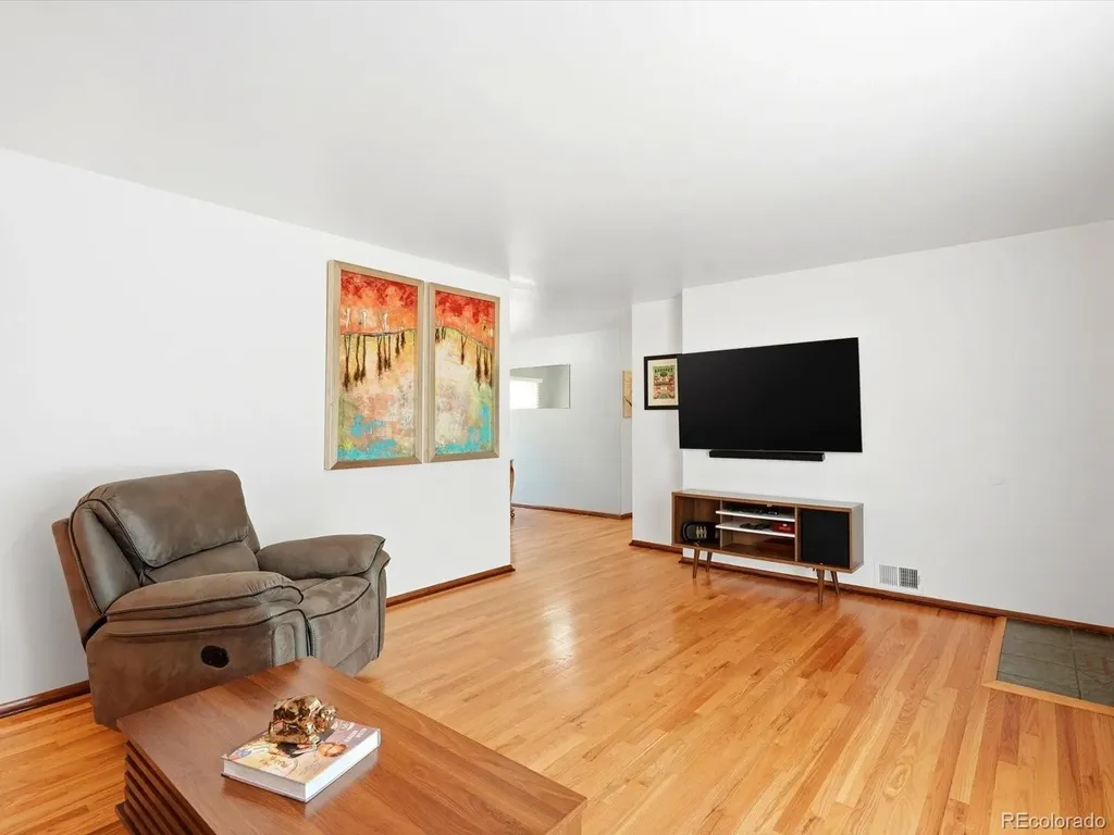 4062 W Greenwood Place Denver CO 80236