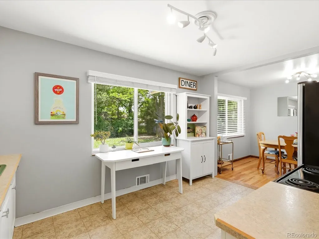 4062 W Greenwood Place Denver CO 80236