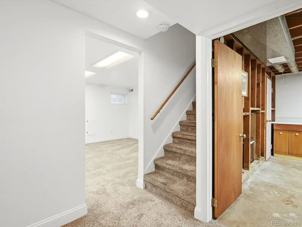 4062 W Greenwood Place Denver CO 80236