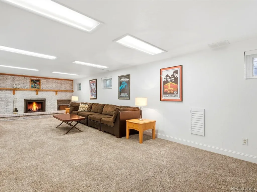 4062 W Greenwood Place Denver CO 80236