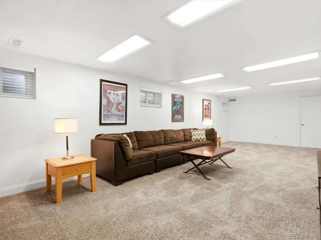 4062 W Greenwood Place Denver CO 80236