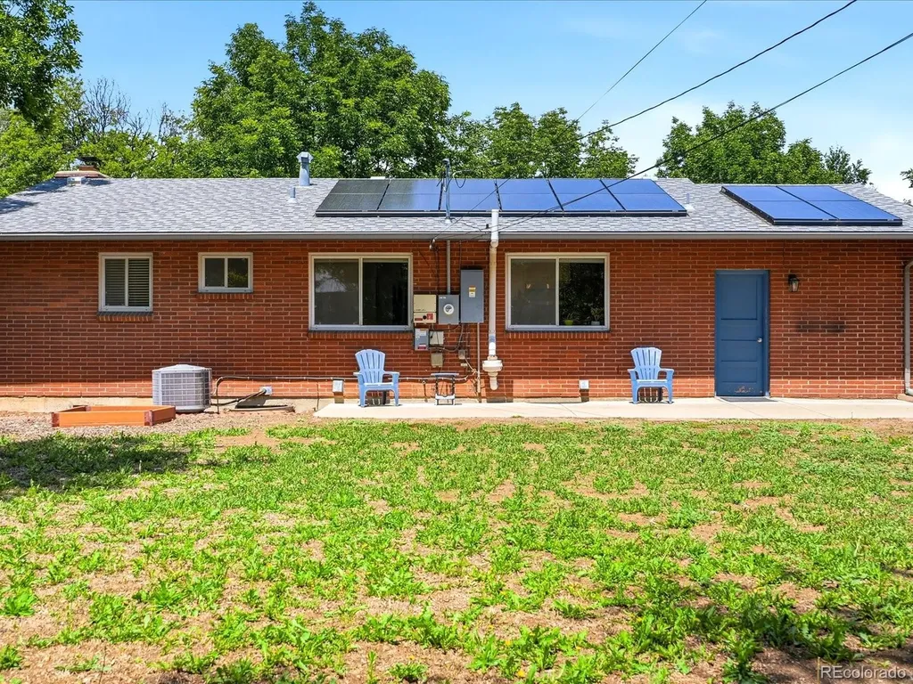 4062 W Greenwood Place Denver CO 80236