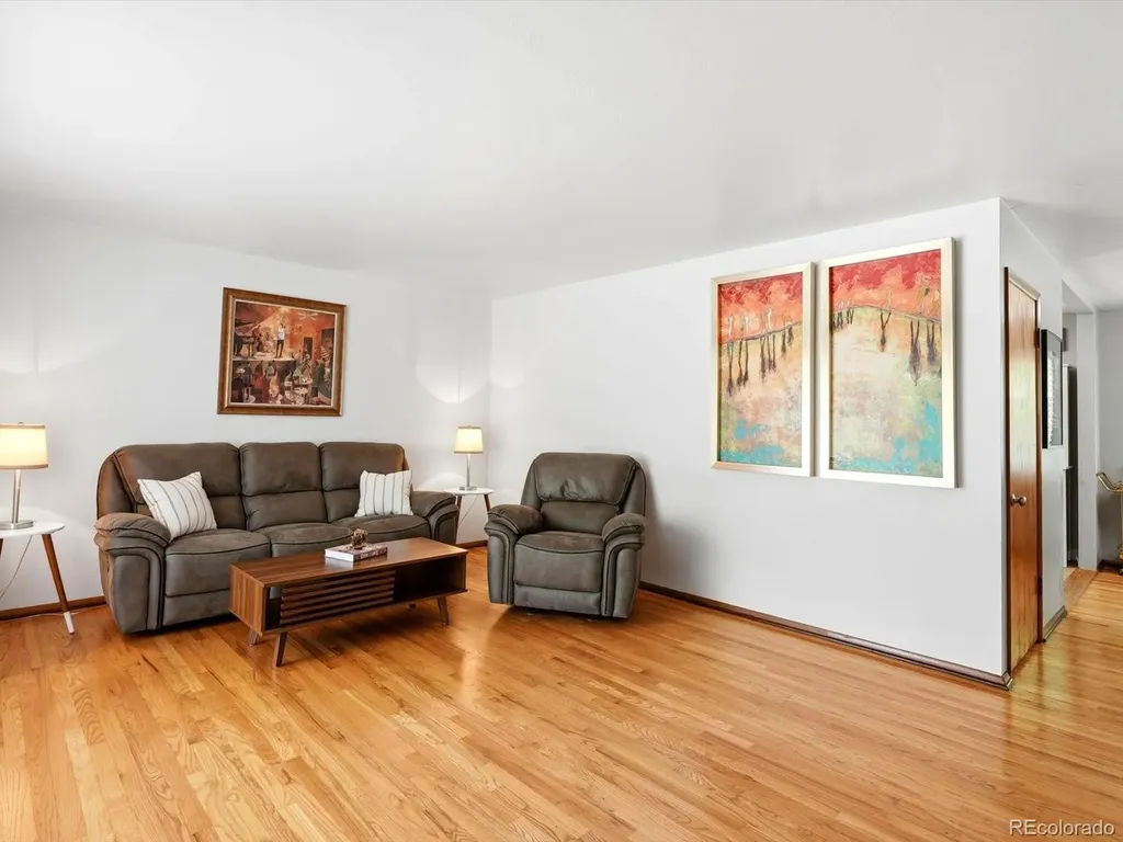 4062 W Greenwood Place Denver CO 80236