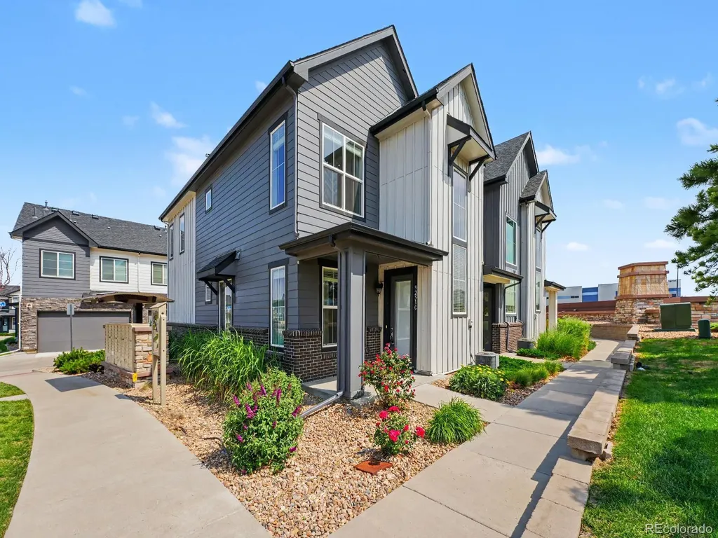 9251 Garnett Way Arvada CO 80007