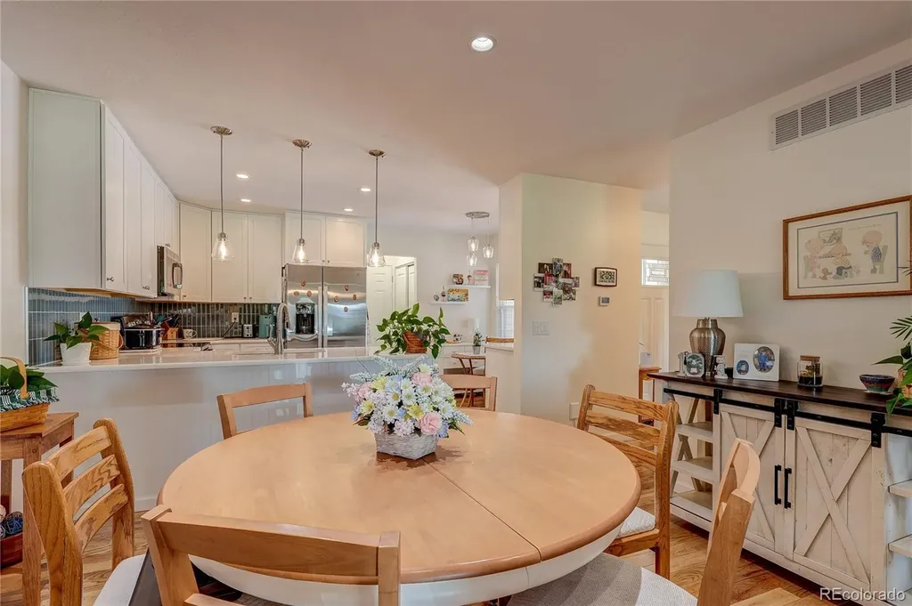 2416 S Vaughn Way Aurora CO 80014