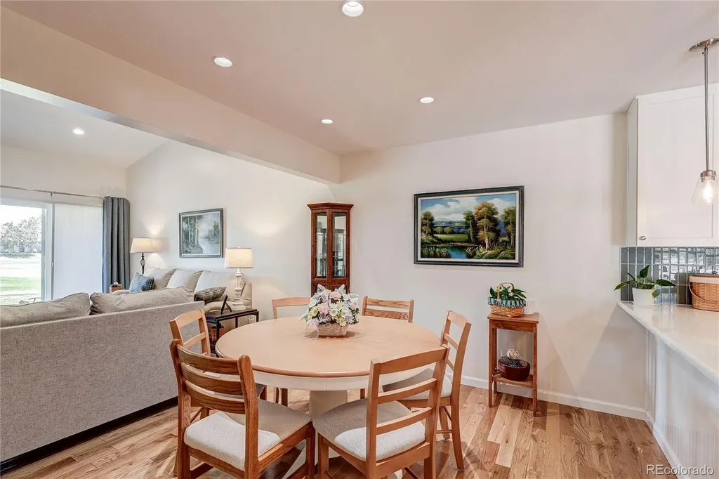 2416 S Vaughn Way Aurora CO 80014