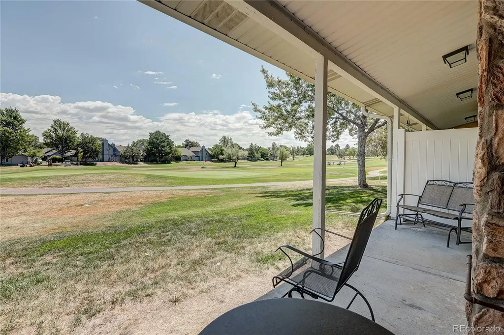 2416 S Vaughn Way Aurora CO 80014