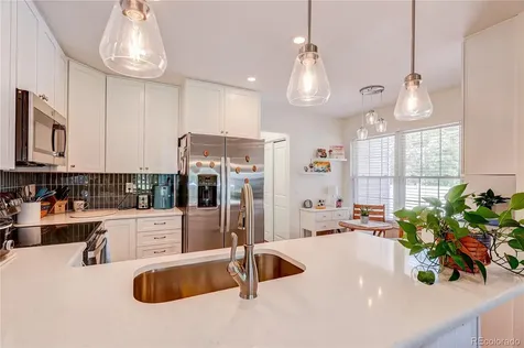 2416 S Vaughn Way Aurora CO 80014