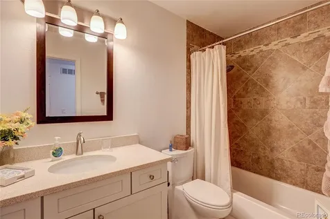 2416 S Vaughn Way Aurora CO 80014