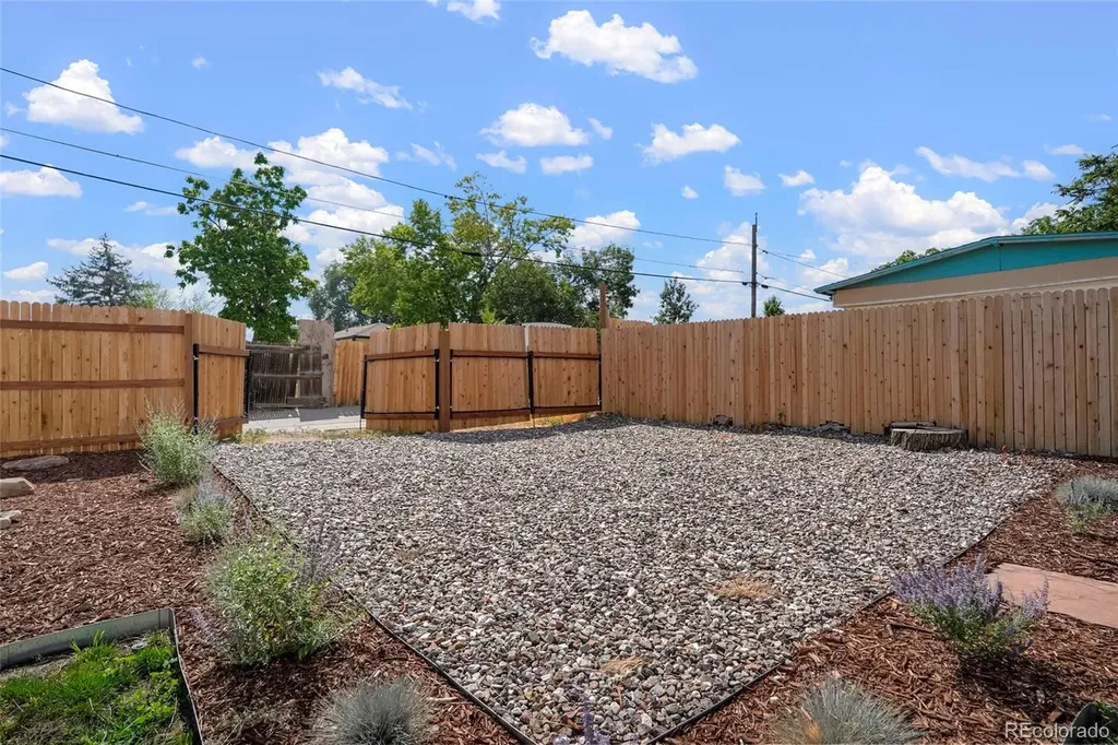 4736 Clayton Street Denver CO 80216