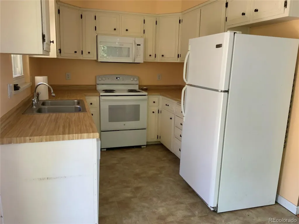 835 Sulphur Creek Road Meeker CO 81641