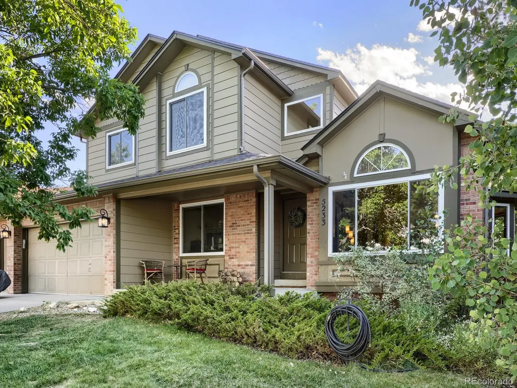 5233 S Espana Street Centennial CO 80015