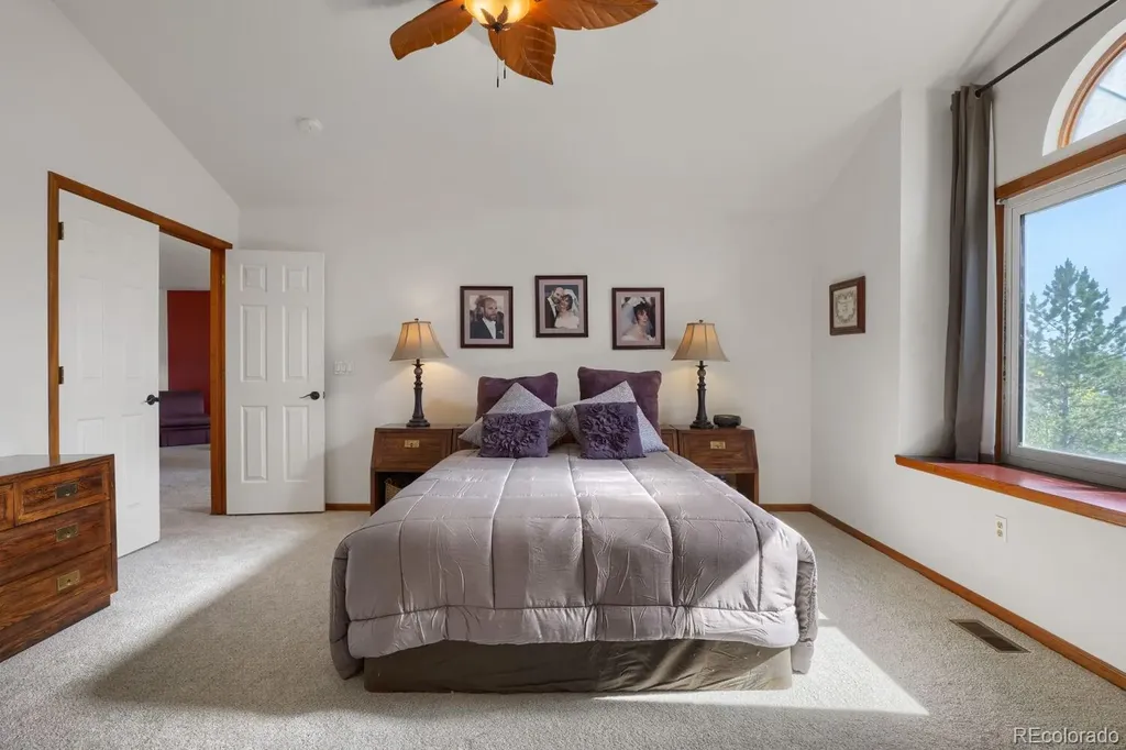 5233 S Espana Street Centennial CO 80015