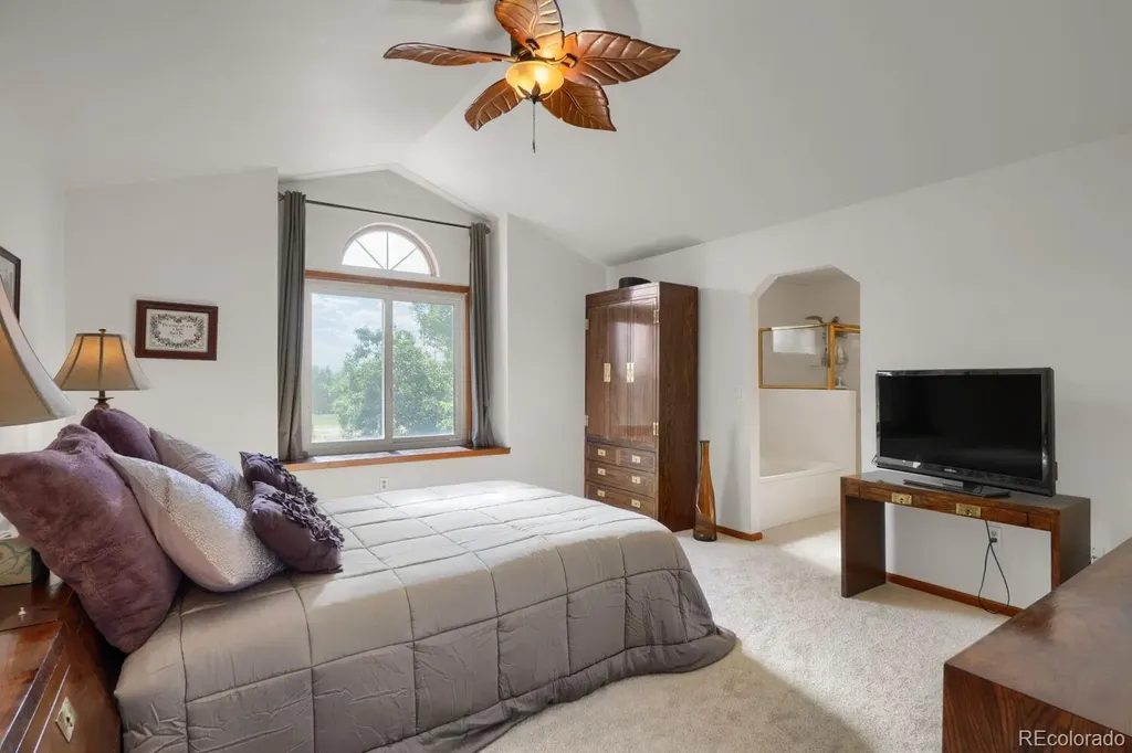 5233 S Espana Street Centennial CO 80015