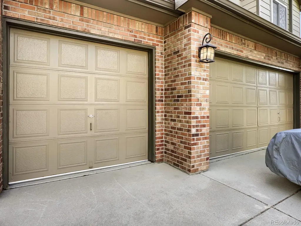 5233 S Espana Street Centennial CO 80015