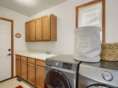 5233 S Espana Street Centennial CO 80015