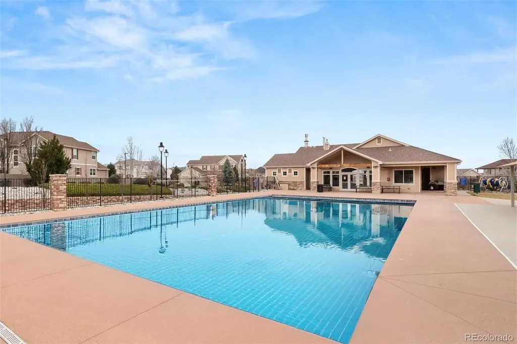 14941 Nighthawk Lane Broomfield CO 80023