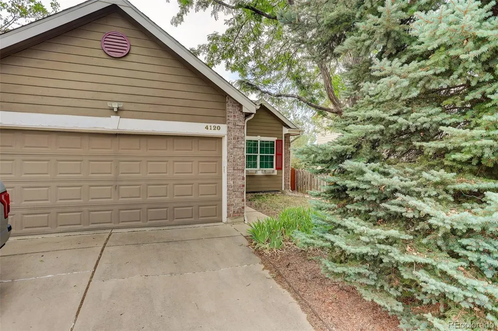 4120 S Ireland Court Aurora CO 80013