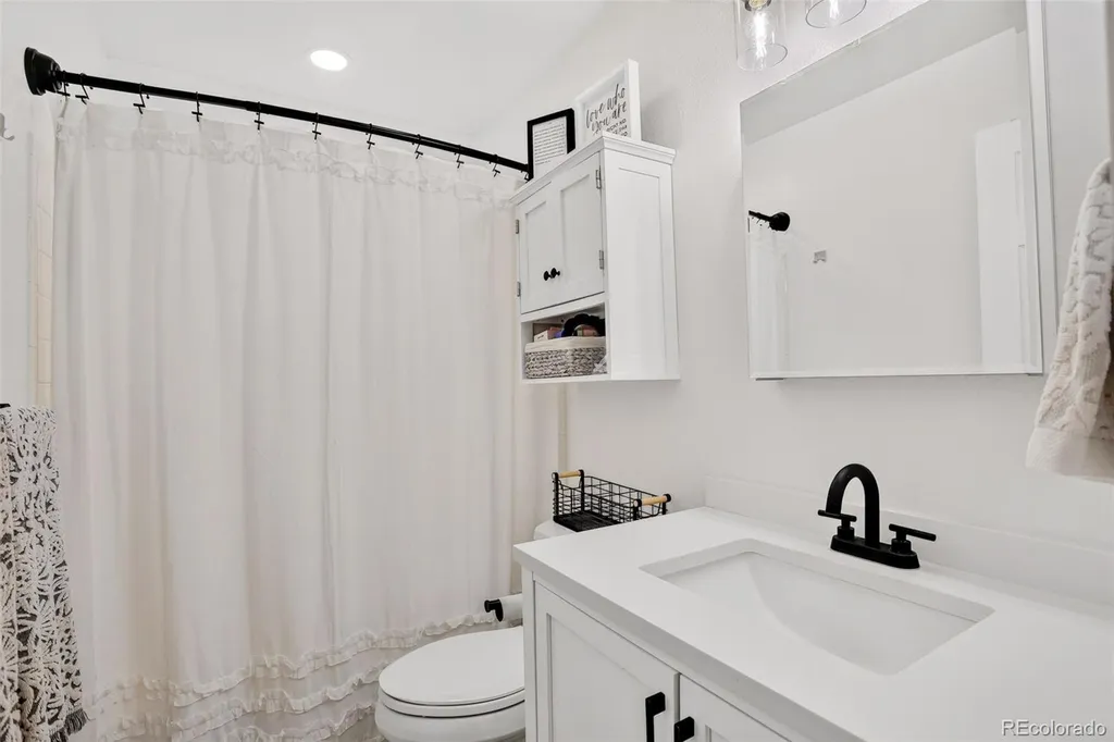 4120 S Ireland Court Aurora CO 80013
