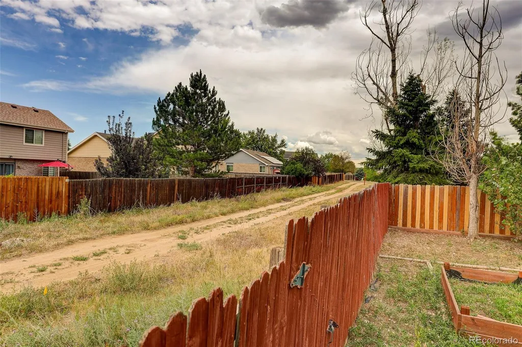 4120 S Ireland Court Aurora CO 80013