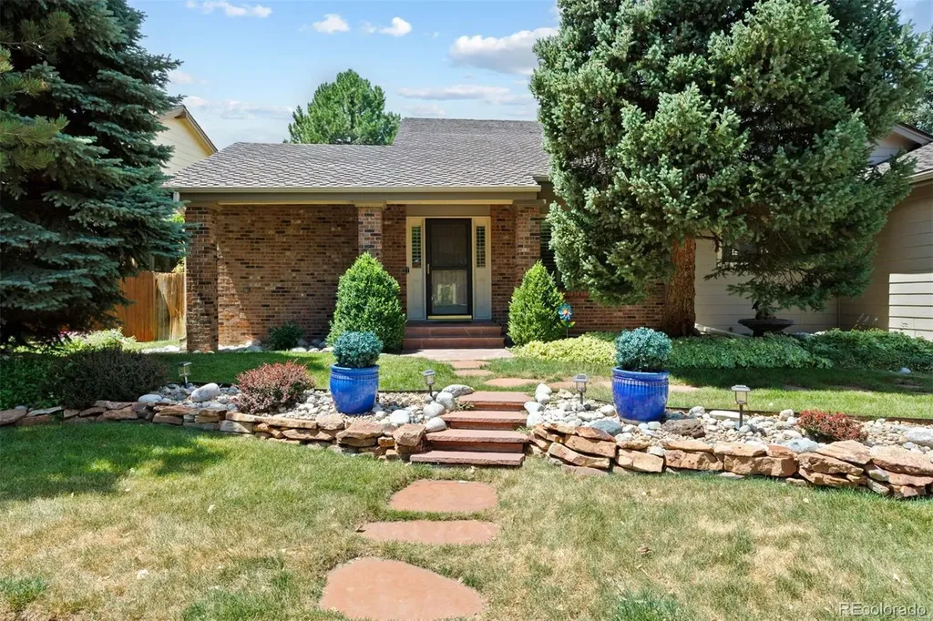 3026 E Hinsdale Avenue Littleton CO 80122