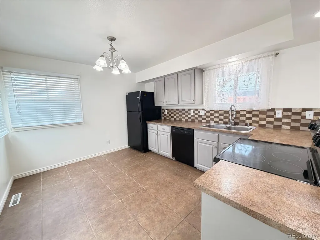 2803 Denver Avenue Longmont CO 80503