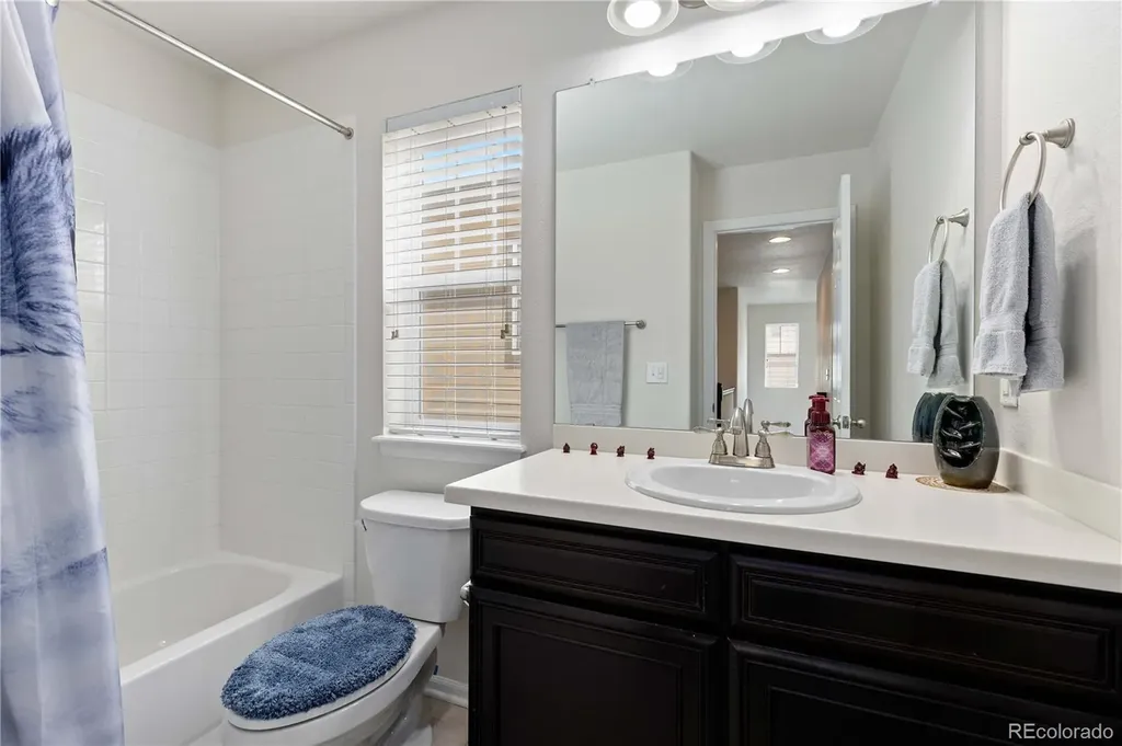 4861 S Picadilly Court Aurora CO 80015