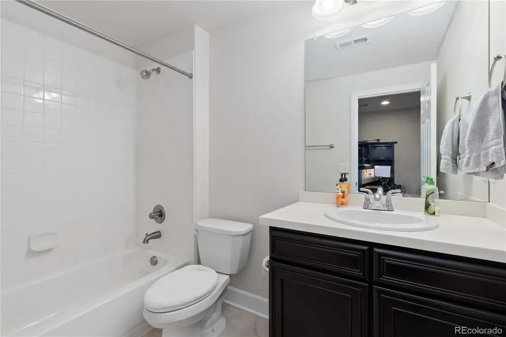 4861 S Picadilly Court Aurora CO 80015