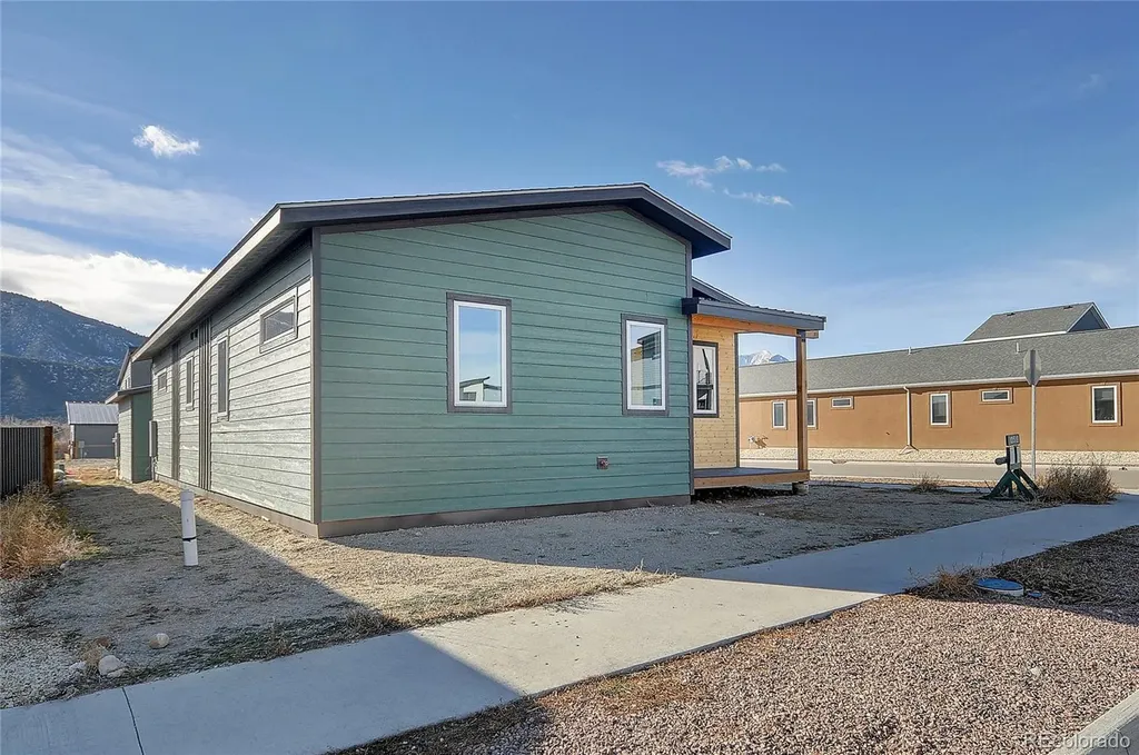 10519 Willow Avenue Poncha Springs CO 81201