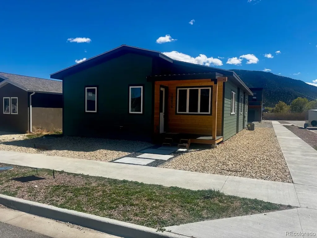 10519 Willow Avenue Poncha Springs CO 81201