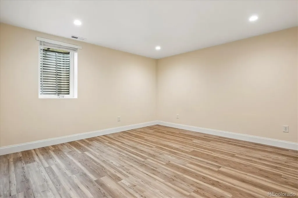 10894 E Wesley Avenue Aurora CO 80014