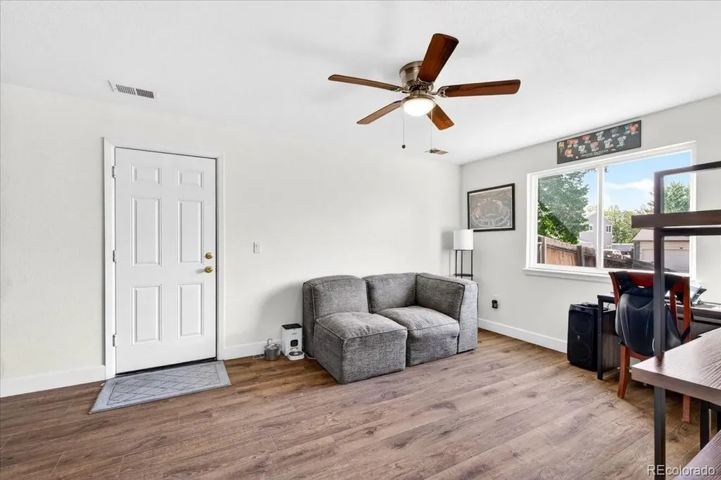 4366 S Dearborn Court Aurora CO 80015