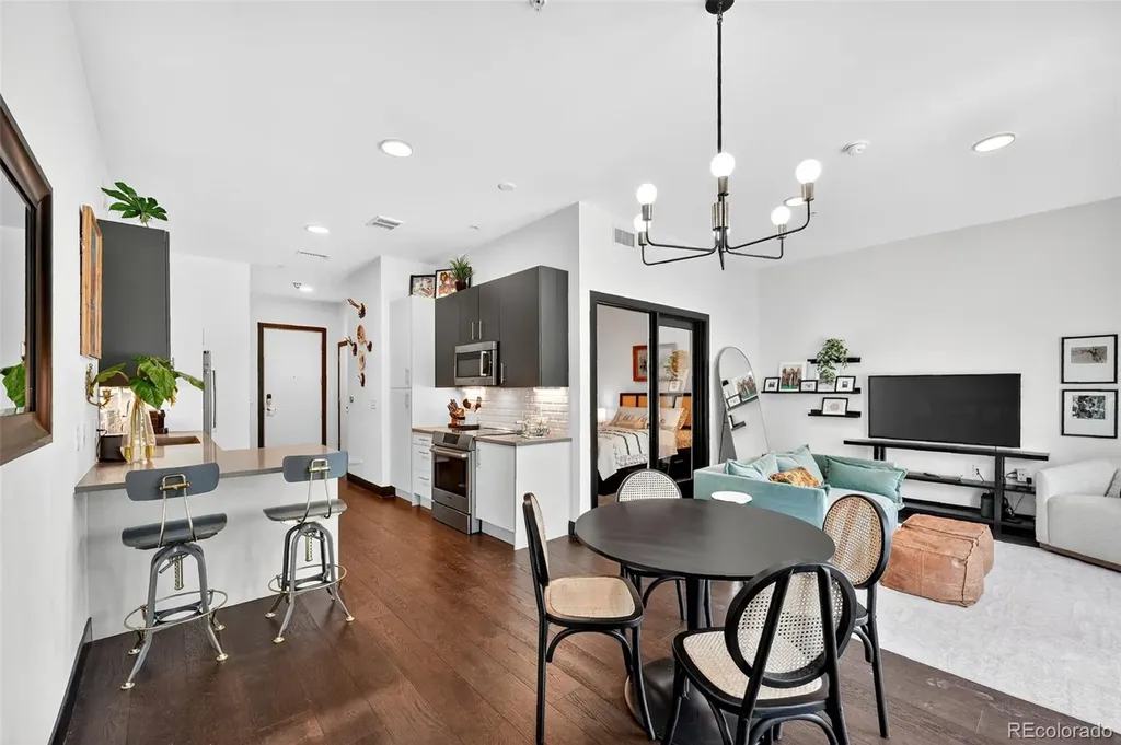 2525 Arapahoe Street Denver CO 80205