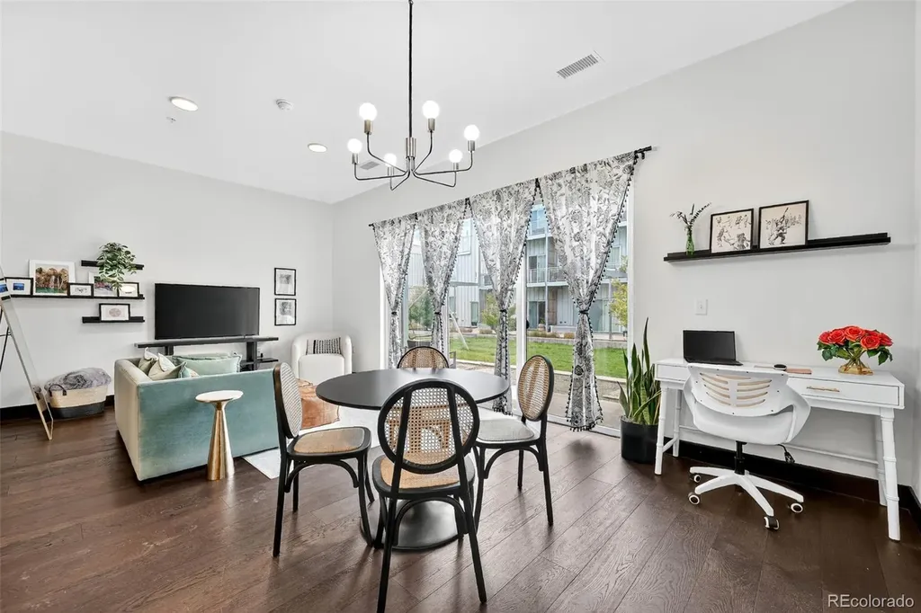 2525 Arapahoe Street Denver CO 80205