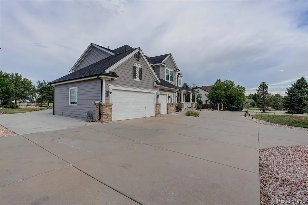 460 Columbine Drive Bennett CO 80102